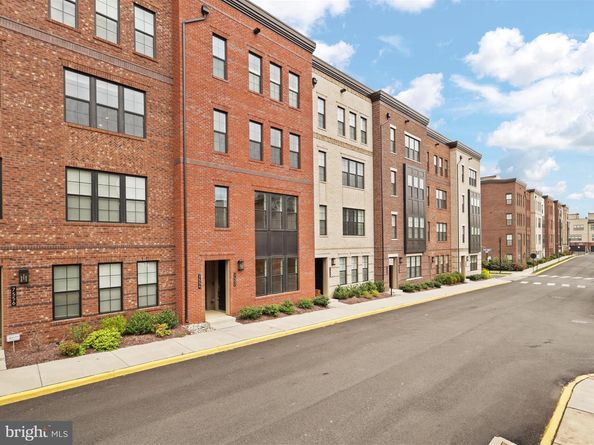 7552 Sawyer Farm Way 1405, Mclean VA 22102