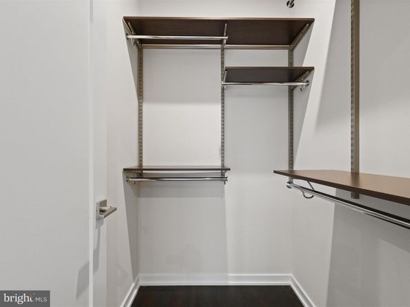 7552 Sawyer Farm Way 1405, Mclean VA 22102
