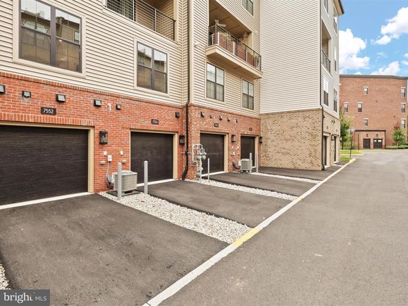 7552 Sawyer Farm Way 1405, Mclean VA 22102