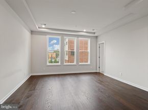 7552 Sawyer Farm Way 1405, Mclean VA 22102