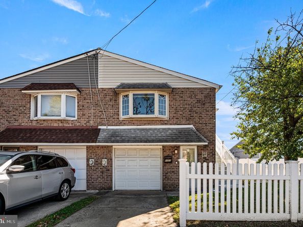 9301 State Road, Philadelphia PA 19114