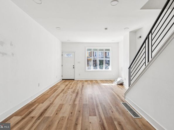 5521 Media Street, Philadelphia PA 19131