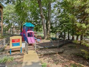 501 N Armistead Street T2, Alexandria VA 22312