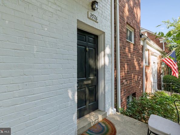 3576 Martha Custis Drive, Alexandria VA 22302