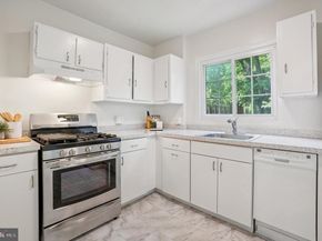 3576 Martha Custis Drive, Alexandria VA 22302