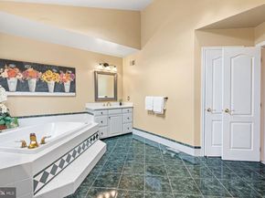 63 Woodside Lane, New Hope PA 18938