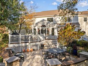 63 Woodside Lane, New Hope PA 18938