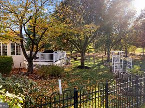 63 Woodside Lane, New Hope PA 18938