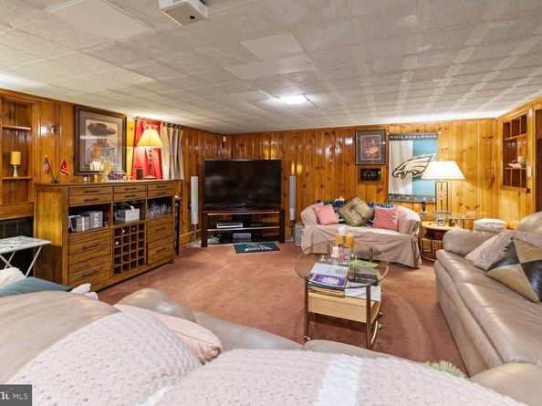 8312 Jenkintown Road, Elkins Park PA 19027