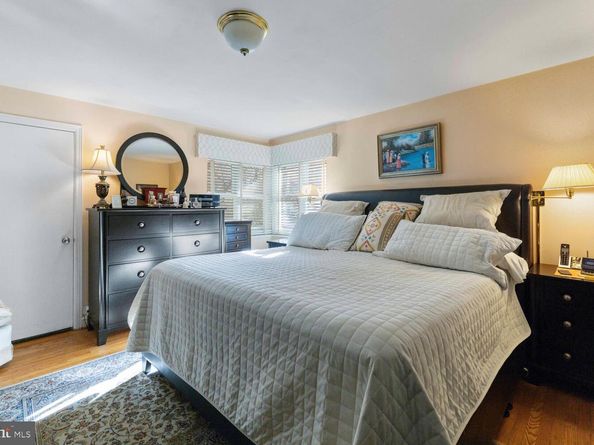 8312 Jenkintown Road, Elkins Park PA 19027