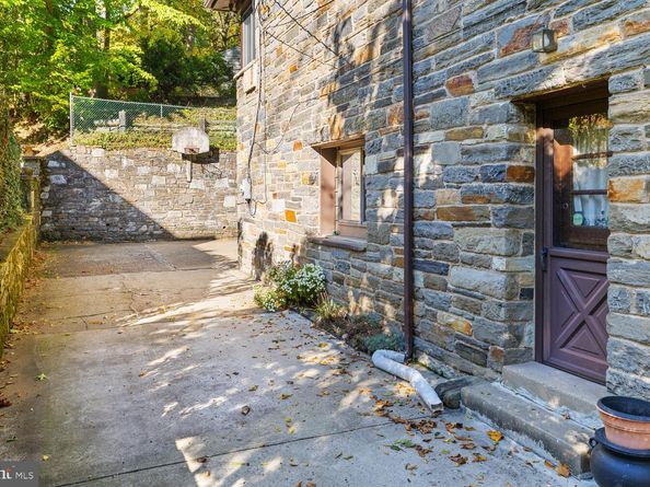 8312 Jenkintown Road, Elkins Park PA 19027