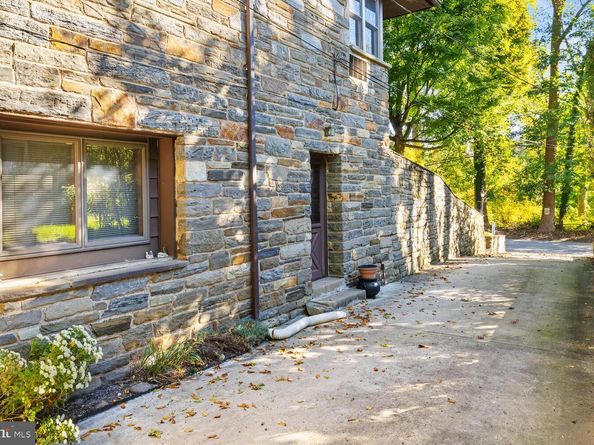 8312 Jenkintown Road, Elkins Park PA 19027