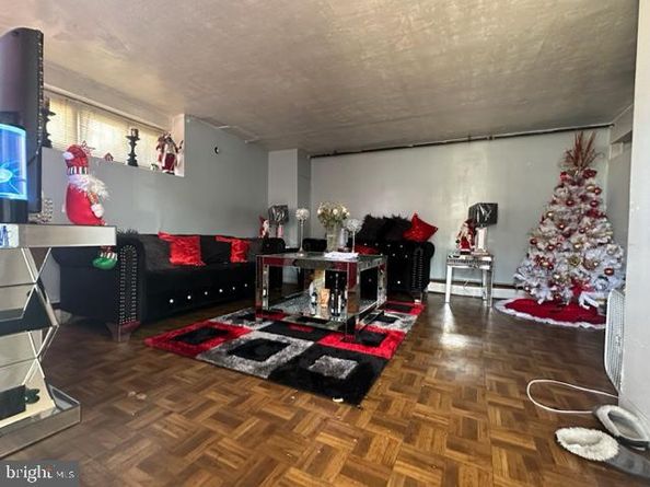 1400 E Bristol Street, Philadelphia PA 19124