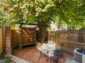 304 N Alfred Street, Alexandria VA 22314