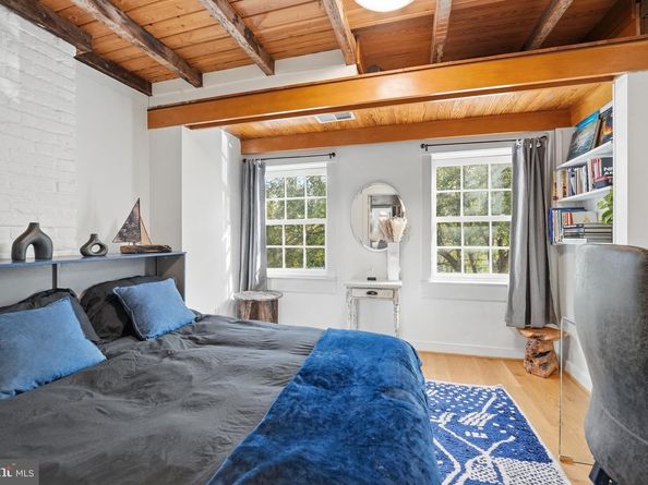 304 N Alfred Street, Alexandria VA 22314