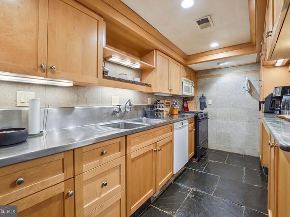 304 N Alfred Street, Alexandria VA 22314