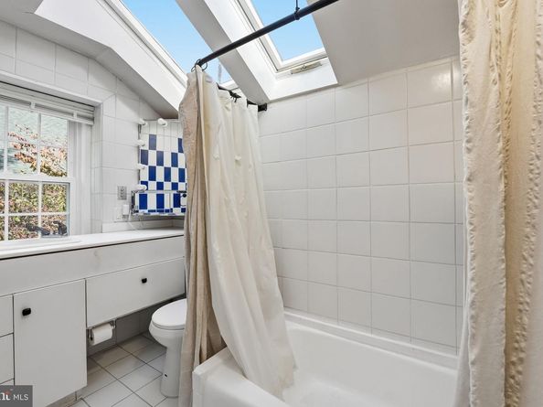 304 N Alfred Street, Alexandria VA 22314