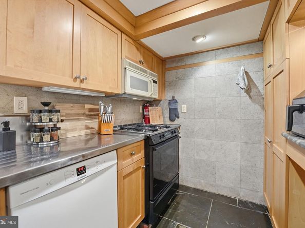 304 N Alfred Street, Alexandria VA 22314