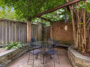 304 N Alfred Street, Alexandria VA 22314