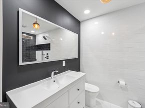 635 N 13TH Street A, Philadelphia PA 19123