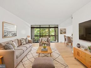 1656 Parkcrest Circle 2D/301, Reston VA 20190