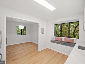 1656 Parkcrest Circle 2D/301, Reston VA 20190