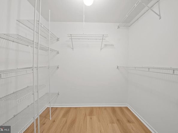 1656 Parkcrest Circle 2D/301, Reston VA 20190