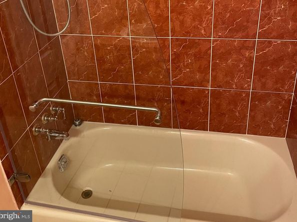 404 Dresher Road G, Horsham PA 19044