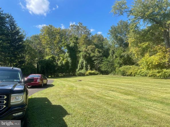 404 Dresher Road G, Horsham PA 19044