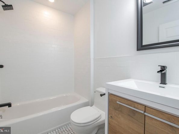 4238 Spruce Street, Philadelphia PA 19104