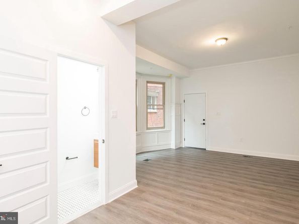 4238 Spruce Street, Philadelphia PA 19104