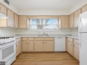 6301 Powder Horn Ct, Bensalem PA 19020