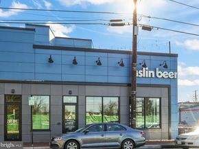 549 Florida Avenue 201, Herndon VA 20170