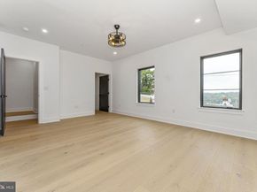 4475 Fleming Street, Philadelphia PA 19128