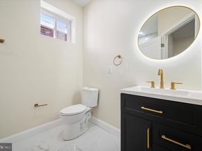 1628 W Glenwood Avenue, Philadelphia PA 19132