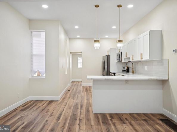 1628 W Glenwood Avenue, Philadelphia PA 19132