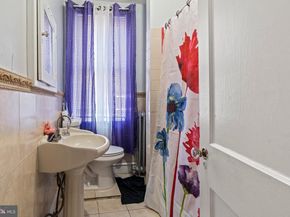 100 W Luray Street, Philadelphia PA 19140