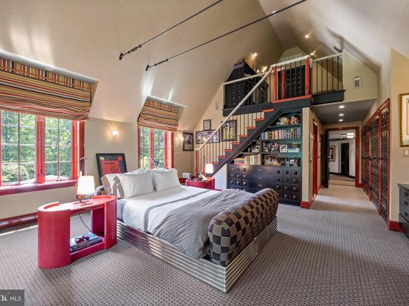 26 Old Gulph Road, Gladwyne PA 19035