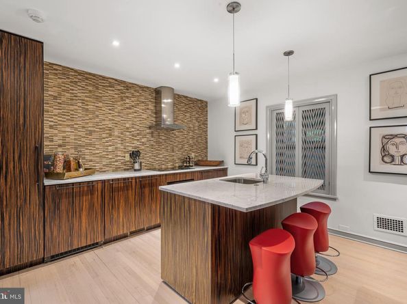 26 Old Gulph Road, Gladwyne PA 19035