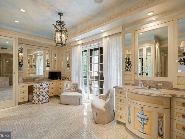 26 Old Gulph Road, Gladwyne PA 19035