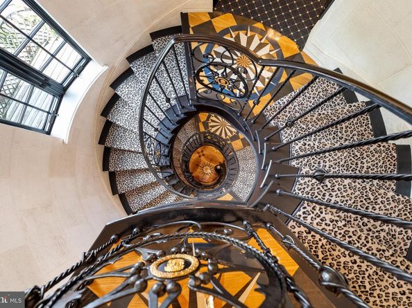 26 Old Gulph Road, Gladwyne PA 19035