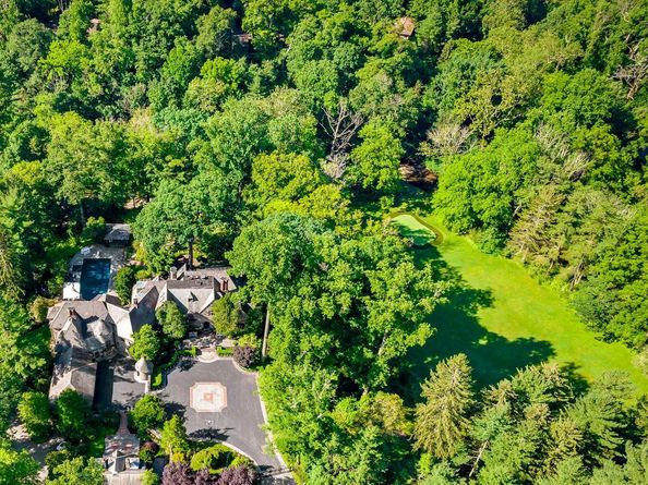 26 Old Gulph Road, Gladwyne PA 19035