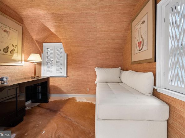 26 Old Gulph Road, Gladwyne PA 19035