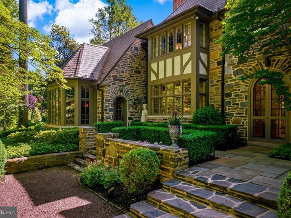 26 Old Gulph Road, Gladwyne PA 19035