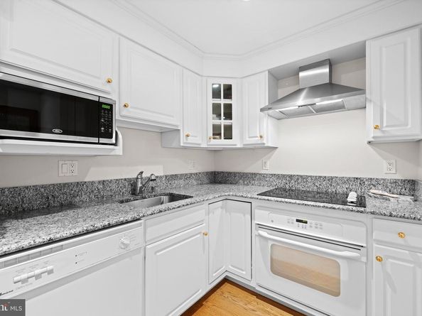 26 Old Gulph Road, Gladwyne PA 19035