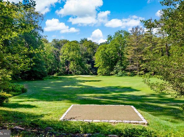 26 Old Gulph Road, Gladwyne PA 19035