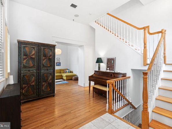 210 Church Street 1J, Philadelphia PA 19106