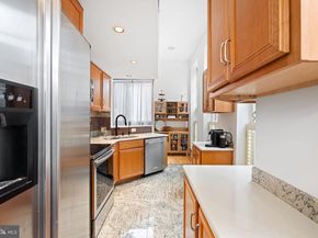 210 Church Street 1J, Philadelphia PA 19106