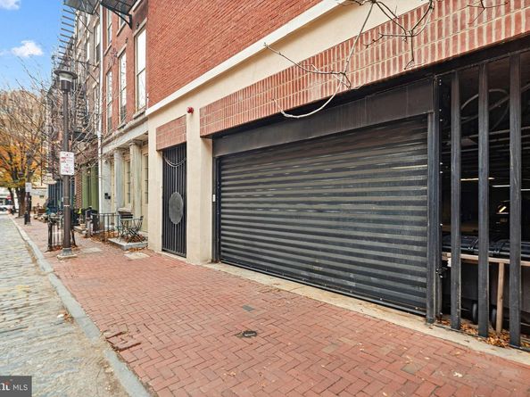 210 Church Street 1J, Philadelphia PA 19106