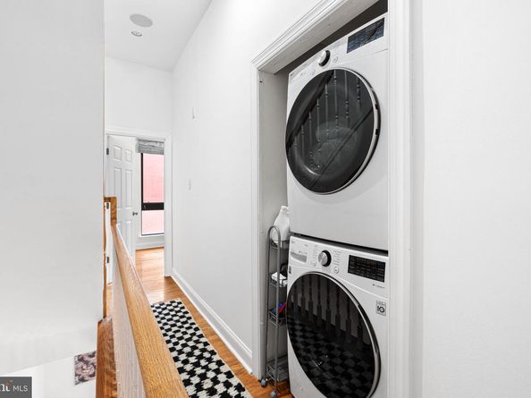 210 Church Street 1J, Philadelphia PA 19106